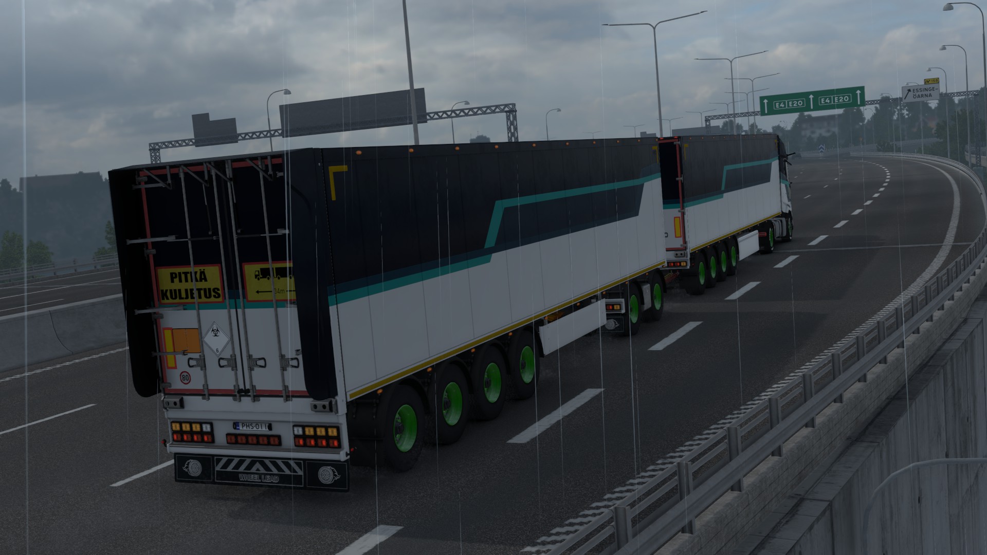 Sammakko truck on an in-game road